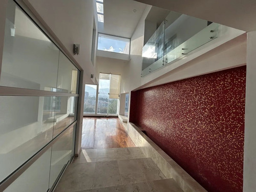¡vive Con Estilo En Interlomas! Renta Increíble Casa