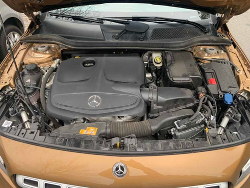 Mercedes-benz Clase Gla250 Amg-line 211cv 2018