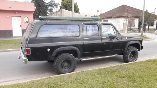Chevrolet Suburban Scottsdale K20