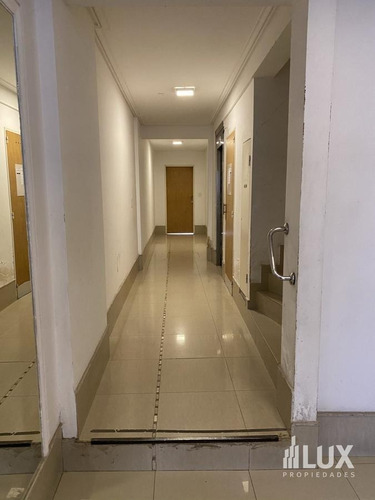 Imagen 6 de 30 de Departamento Venta Dos Dormitorios Excelente Ubicación - Balcarce Y Catamarca