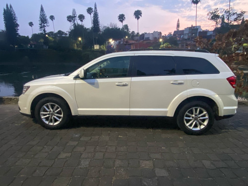 Dodge Journey 2.4 Sxt 5 Pas. At