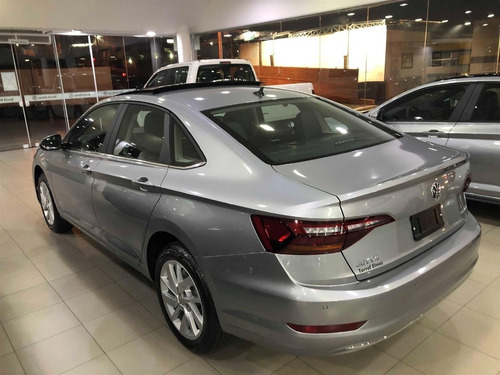 Volkswagen Jetta 1.4 Comfortline 250 Tsi Flex Aut. 4p