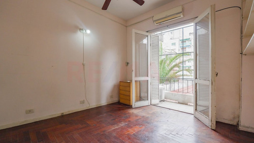 Venta 2 Ambientes Con Balcón - Flores