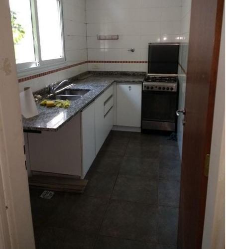 Imagen 5 de 8 de Ph 2 Ambientes, Con Patio Y Gran Taller/quincho.
