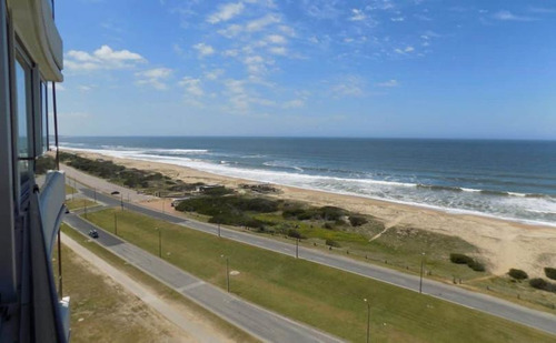 Lujoso Apartamento En Conocido Edificio, Playa Brava