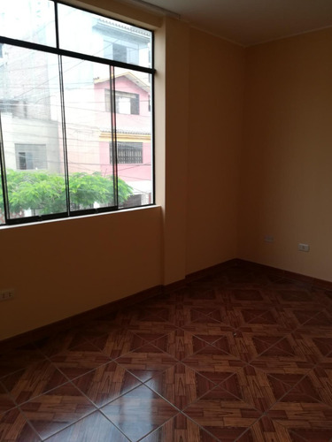 Departamento En Los Olivos: