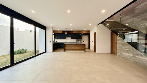 Casa Con Las Recámaras Más Amplias De Zibatá.