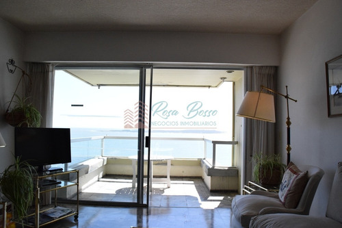 Apartamento En Mansa, 3 Dormitorios *- Ref: 178