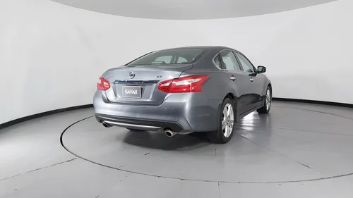 Nissan Altima 3.5 Exclusive Cvt