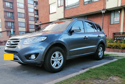 Hyundai Santafe 2.4 Gasolina ,mecanica 4x2 7 Puestos
