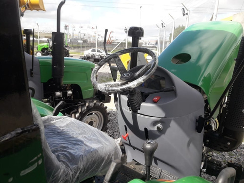 Imagen 7 de 11 de Tractor Chery By Lion 45 Hp 4x4 Con Pala Omar Martin