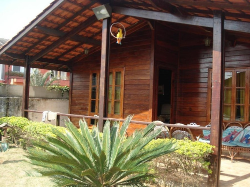 Imagem 3 de 10 de Casa Para Venda Por R$950.000,00 Com 300m², 3 Dormitórios, 3 Banheiros E 1 Cozinha - Aruã, Mogi Das Cruzes / Sp - Bdi35600