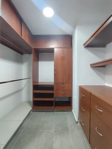 Casa-local En Venta En Caobos. Cod V30227