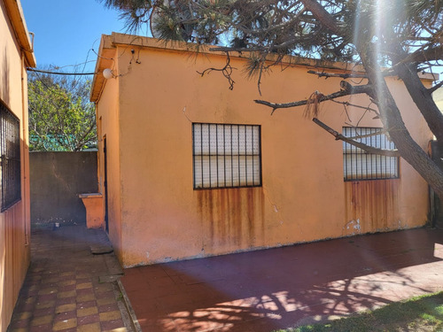 Casa 3 Amb + Departamento 1 Amb F: 6455