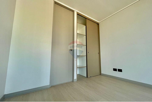 Departamento 1 D/ 1 B Con Amplio Balcón En Ñuñoa