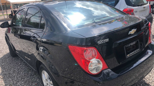 Imagen 4 de 9 de Chevrolet Sonic 1.6 Lt Mt 2016