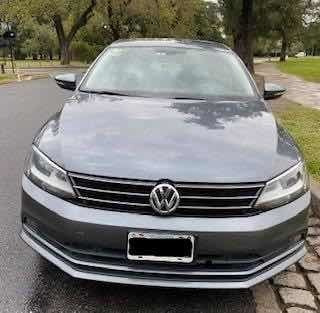 Volkswagen Vento 2.5 Luxury 170cv 2015