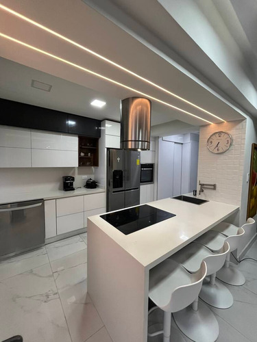 Alexora Cobos Vende Apartamento Con Planta 100%