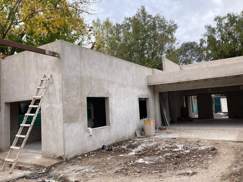 Venta - Excelente Casa A Estrenar En Sausalito - Bayugar Negocios Inmobiliarios