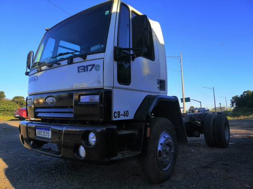 Imagem 1 de 7 de Ford Cargo 1317