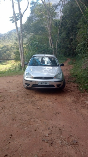Ford Focus Sedan 1.6 Glx 4p 2006