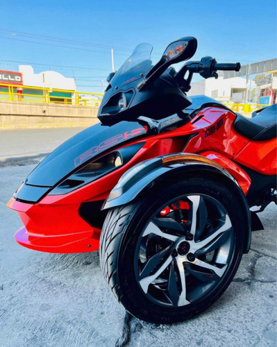 Can Am Spyder Rs S 2014
