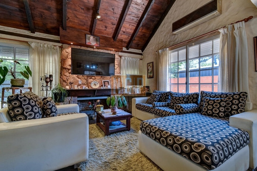 Imagen 13 de 30 de Venta De Casa De 5 Dormitorios En Lausana