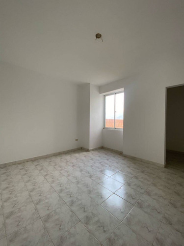 Np Vende Apartamento En Res Altos Del Manantial Naguanagua Codigo 279548