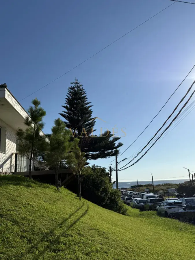 Venta Y Alquiler Anual Casa De 5 Dormitorios Solanas · Foto 2