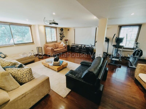Casa Moderna Con Exceletes Acabados De Primera En Venta Ubicada En La Viña Valencia Carabobo Venezuela Cod 25-1591 Eloisa Mejia