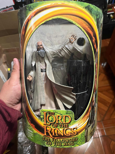 The Lord Of The Rings. Saruman Con Pilar De Palantir. Toybiz (Usado)