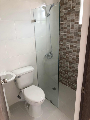 Casa Nueva Ubicada En Caleta, La Romana