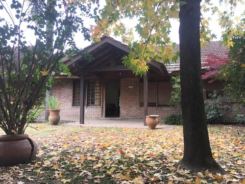 Imagen 1 de 17 de Casa En Marcos Paz