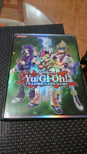 Carpeta Yu Gi Oh Usada, Excelente Estado, Micas 9 Espacios (Usado)