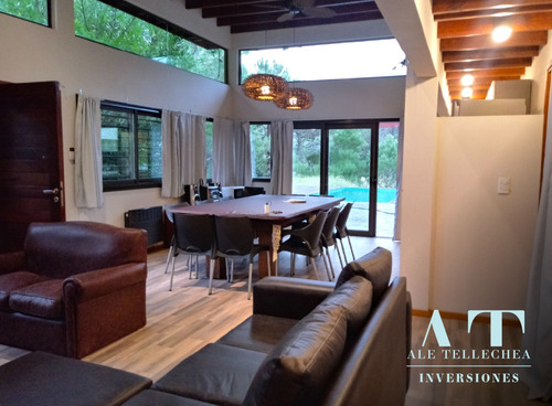 Casa En Venta Con Pileta, Quincho Y 3 Dormitorios Escriturable - Mar De Las Pampas