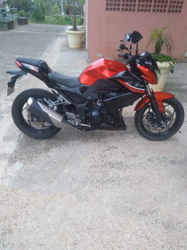 Imagem 2 de 15 de Kawasaki Z300 2018 Única Dona 13900km Toda Original C/manual