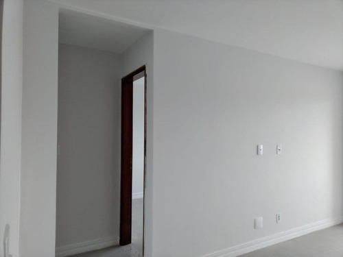 Apartamento Em Jardim Atlântico Leste (itaipuaçu), Maricá/rj De 67m² 2 Quartos À Venda Por R$ 250.000,00 - Ap946164
