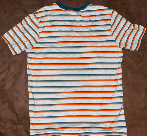 Playera Nike Casual Algodón Rayada The Nike Tee (Usado)