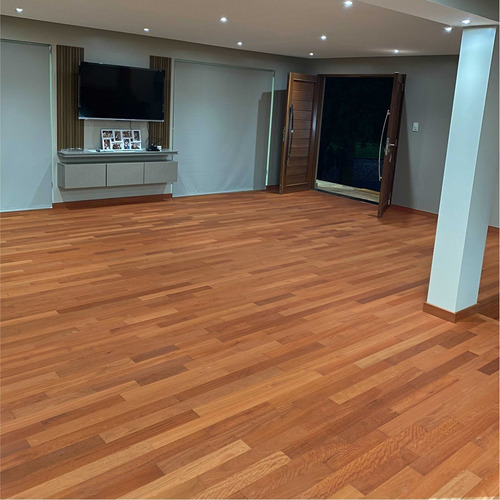 Imagen 5 de 8 de Piso De Madera Maciza Prefinished Eucalipto Rostrata