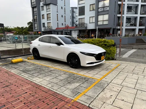 Mazda 3 2.5 Grand Touring Lx Carbon Edition At