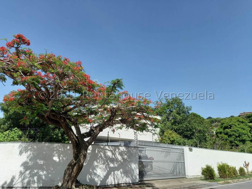 Casa En Venta 22-16433 En Prados Del Este