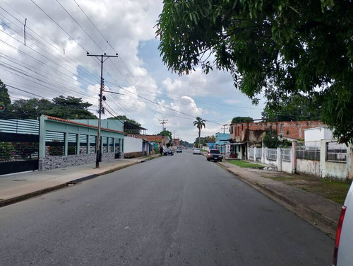 Galpón En Alquiler En Tocuyito Avenida Principal