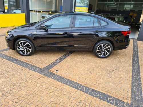 Volkswagen Virtus 1.0 Highline 200 Tsi Aut. 4p