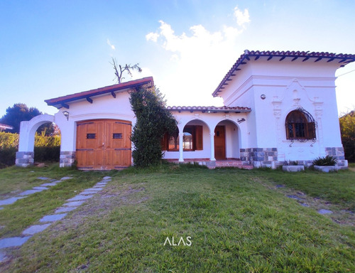 Casa En Venta - Barrio Villa Estela - La Falda