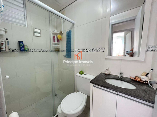 Imagem 20 de 30 de Apartamento Com 2 Dormitórios No Santo Antônio - V231