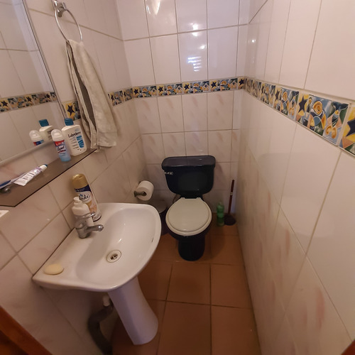 Casa Con Seis Piezas Y Estilo En Comuna De La Granja