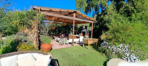 Arriendo Parcela 8.700 M2 Con Hermosa Casa Estilo Rustico D
