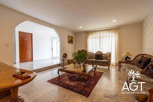 Casa En Venta En Lomas De Las Palmas