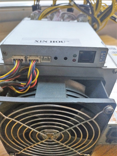 Imagen 9 de 10 de Minador De Bitcoin Ebang Modelo Ebit 9i