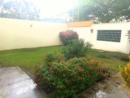 Imagen 23 de 25 de Hermosa Casa En Alquiler En Colinas De Guataparo (lv401)